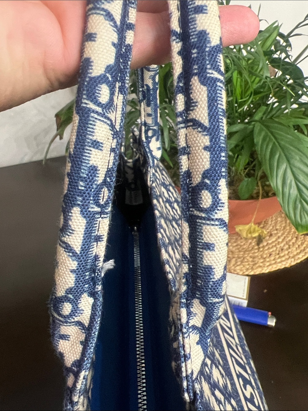 Christian Dior Blue and White Canvas Tote - Picture 4 of 11